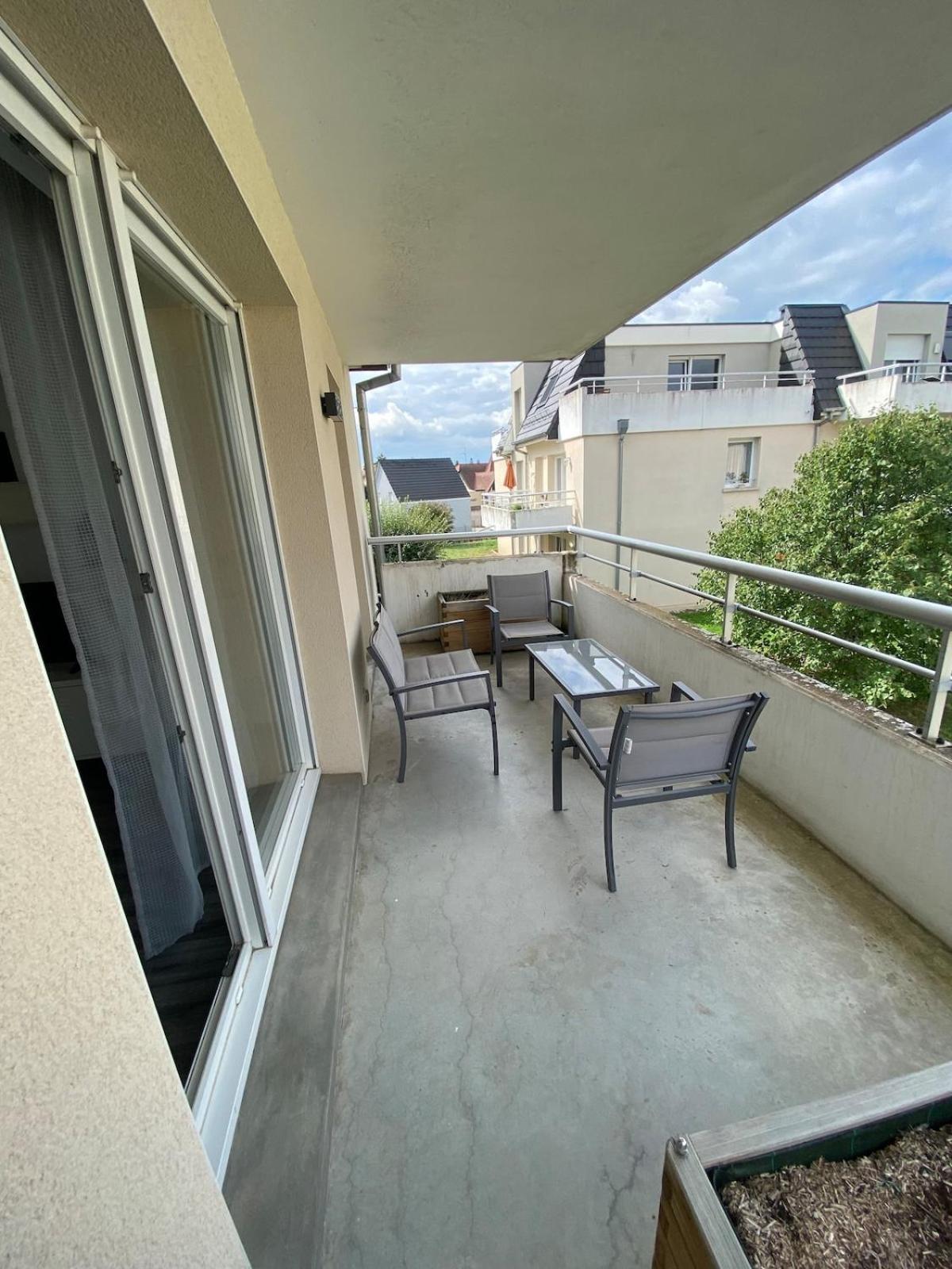 U1 Chaleureux Appartement Avec Balcon A Uffholtz المظهر الخارجي الصورة